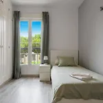 Charming 3br 3 Min. Away From The Marbella
