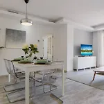 Charming 3br 3 Min. Away From The * Marbella