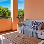 Charming 3br 3 Min. Away From The Appartement