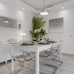Appartement Charming 3br 3 Min. Away From The