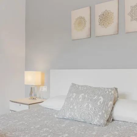 Charming 3br 3 Min. Away From The Appartement